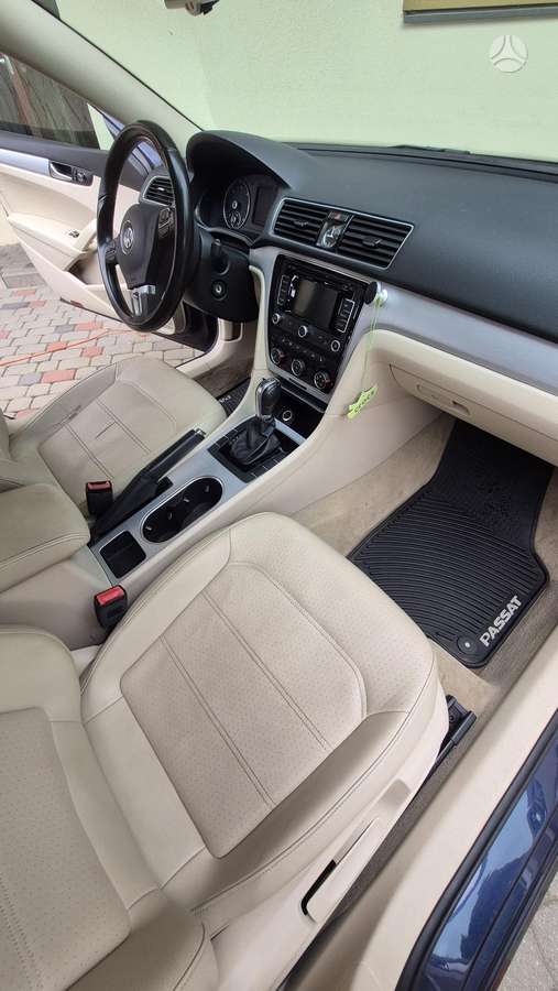 Volkswagen Passat - 9