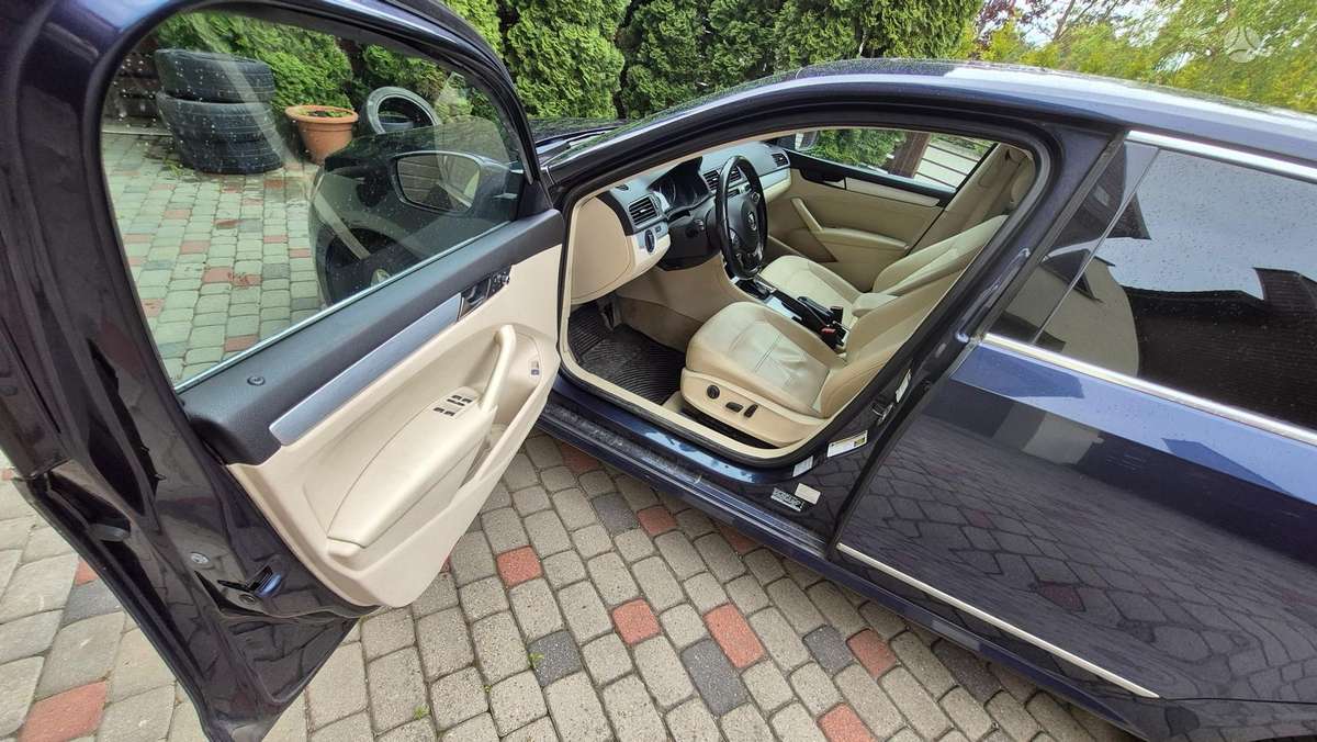 Volkswagen Passat - 6