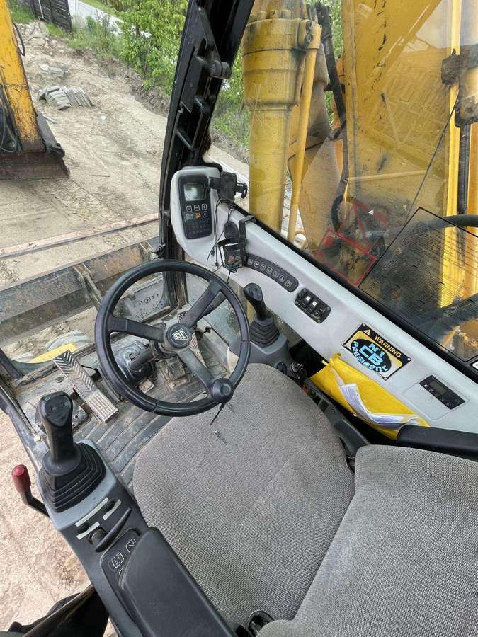 JCB JS160, excavator