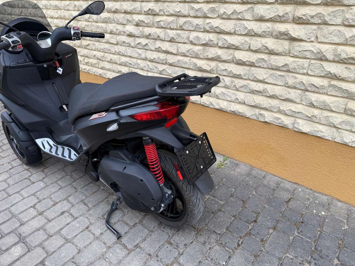 Piaggio MP3 278cc, tricikli