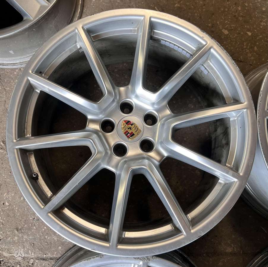 Porsche, lengvojo lydinio, R20