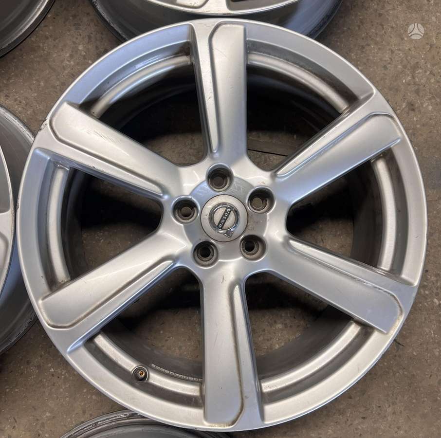 Volvo, light alloy, R19