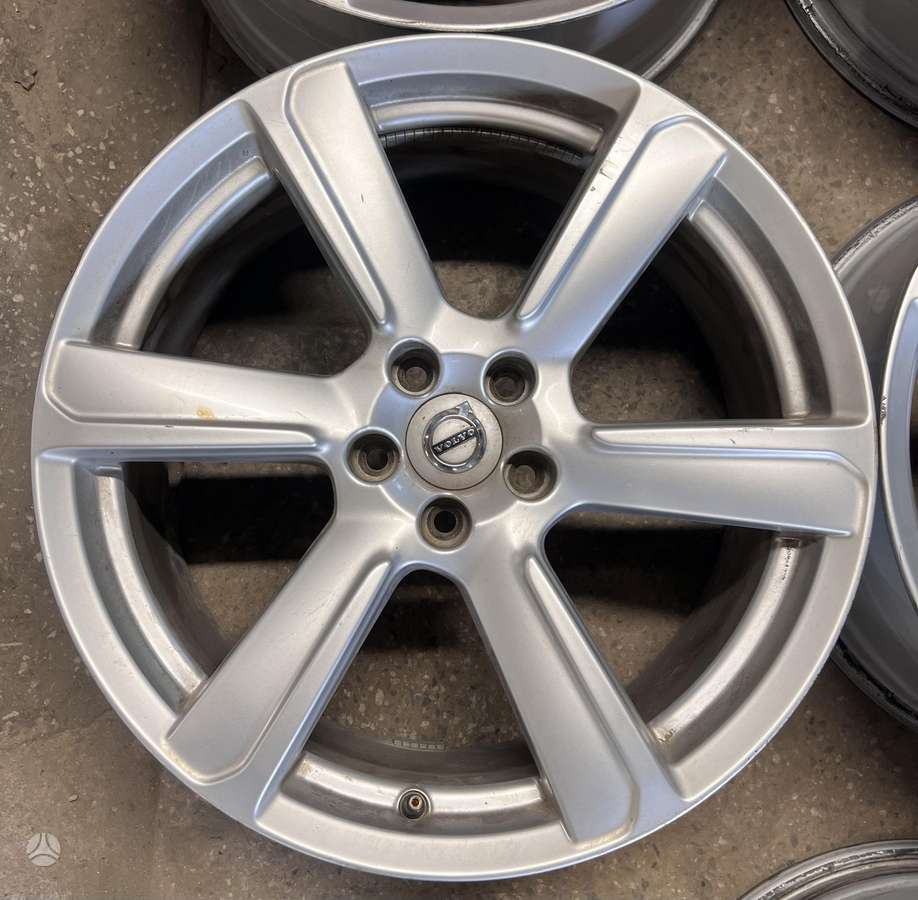 Volvo, light alloy, R19
