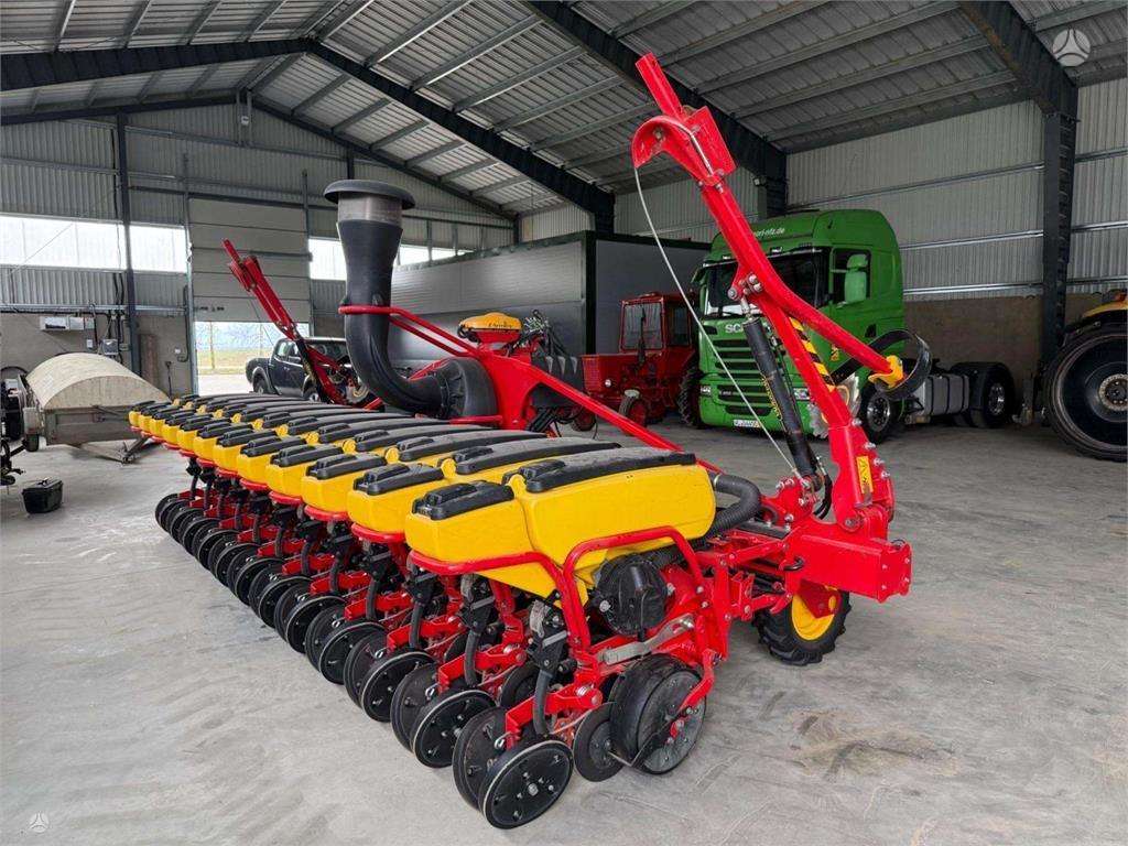 Vaderstad TPR 12, seeders, planters