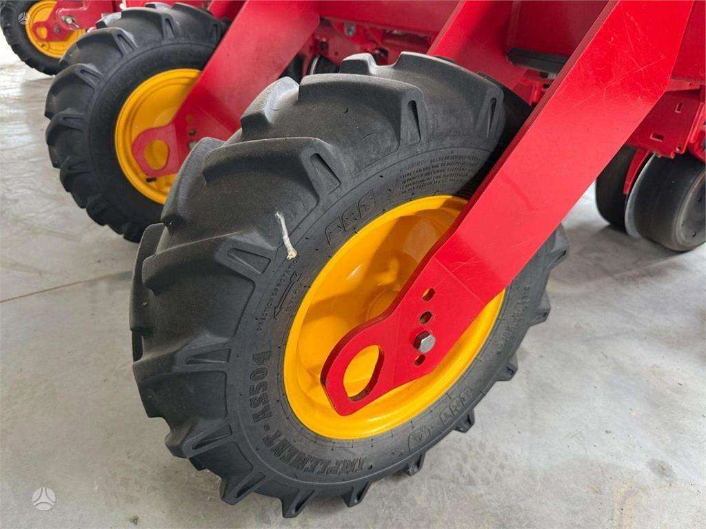 Vaderstad TPR 12, seeders, planters