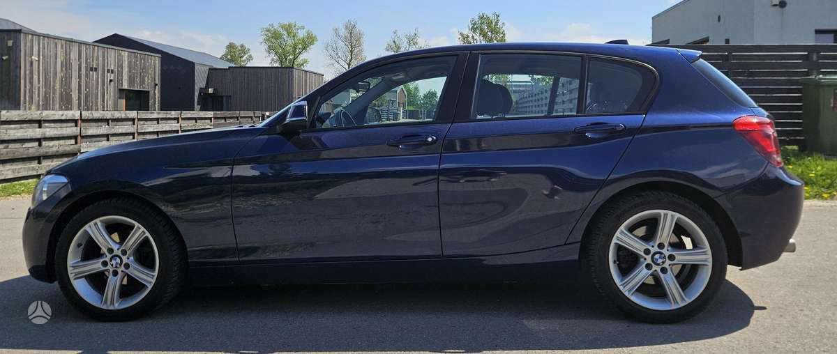 BMW 118, 2.0 l., Хэтчбек