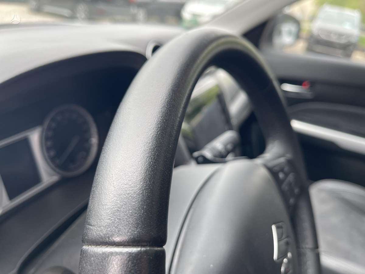 Suzuki Vitara, 1.6 l., Универсал