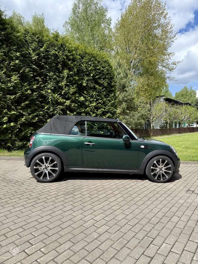 Mini Cooper, 1.6 l., convertible