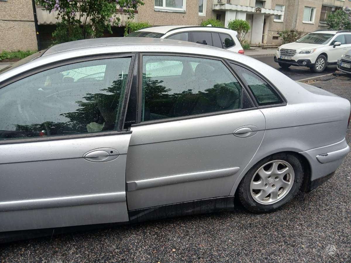 Citroen C5, sedanas