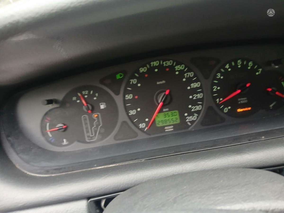 Citroen C5, Седан