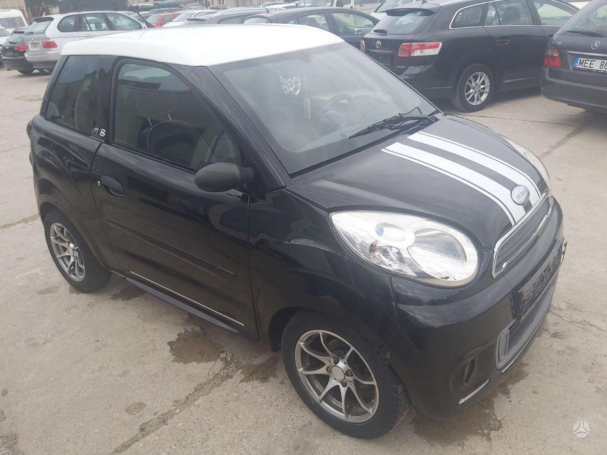 Microcar M8, 0.5 l., hatchback