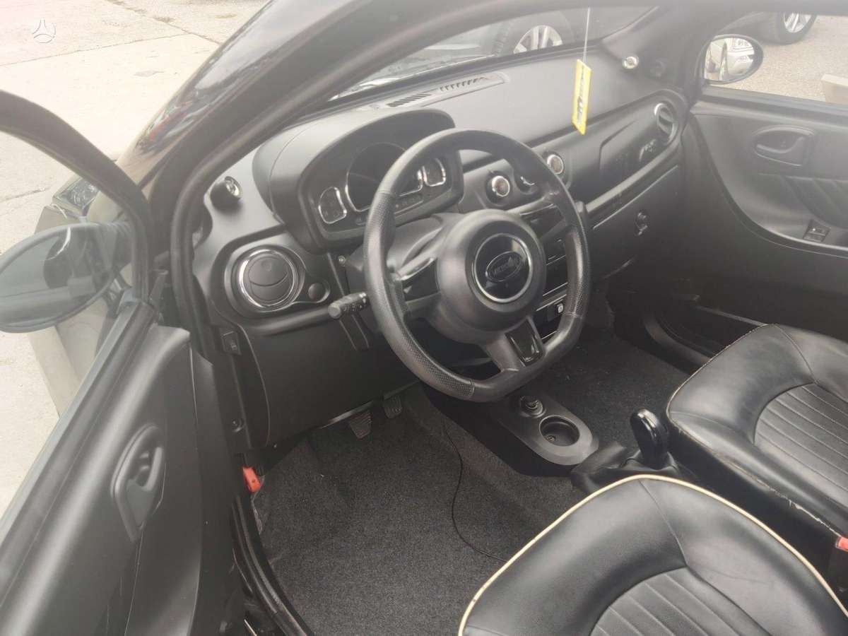 Microcar M8, 0.5 l., hatchback