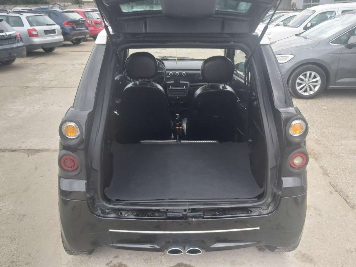 Microcar M8, 0.5 l., hatchback