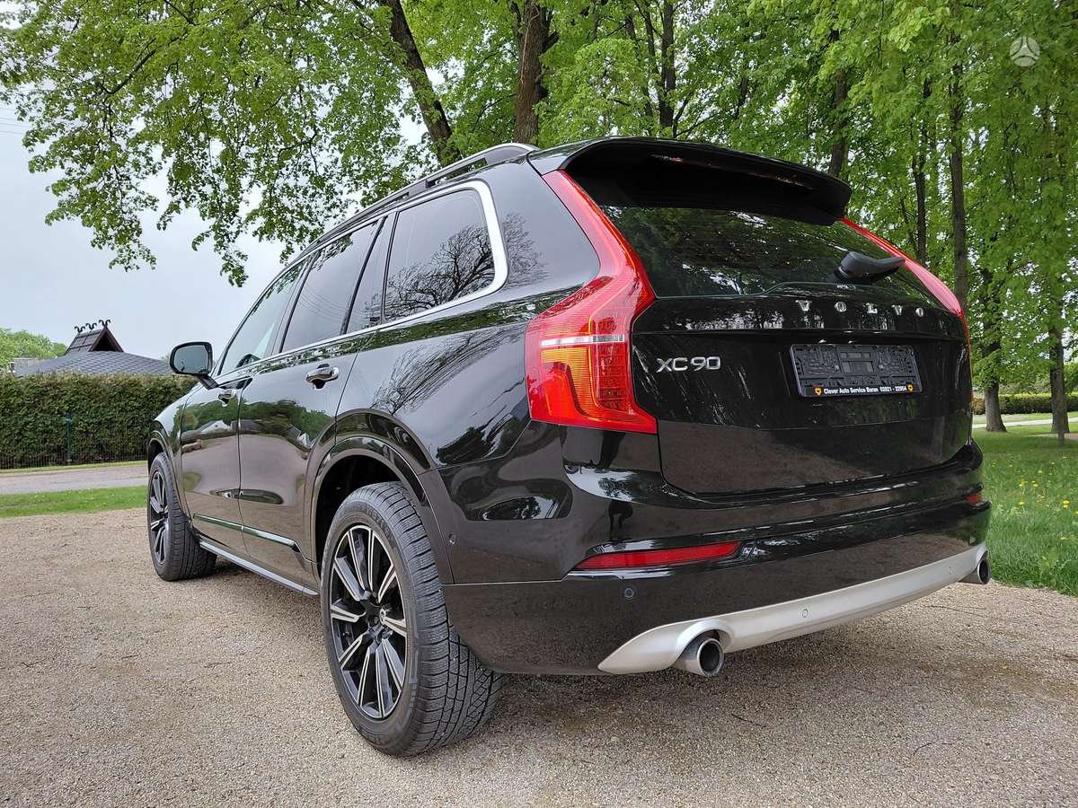 Volvo XC90 - 8