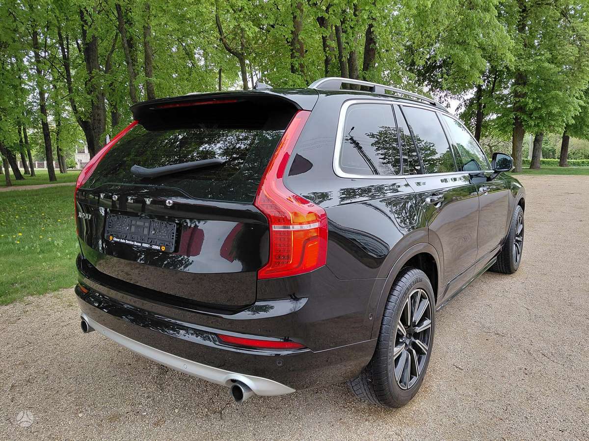 Volvo XC90 - 10