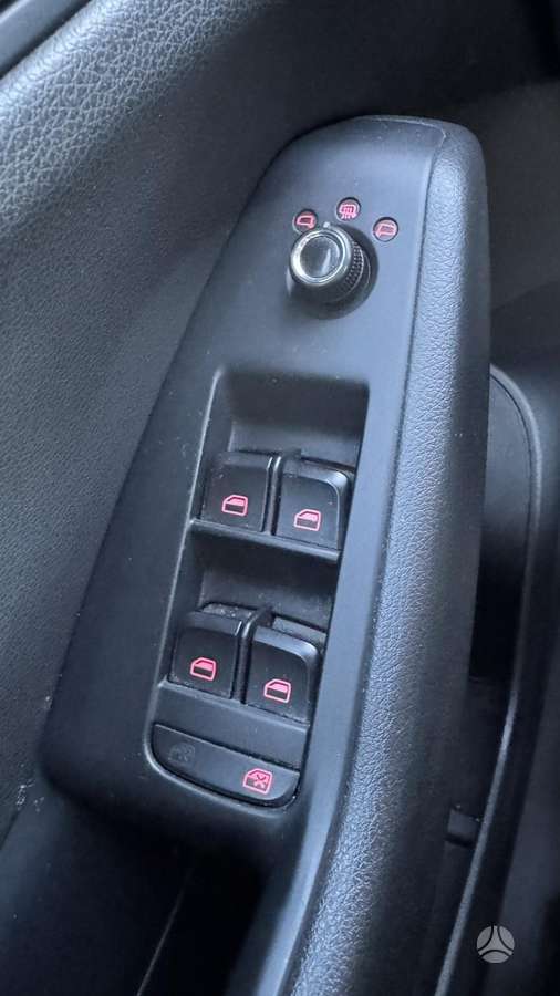 Audi Q5, 2.0 l., Внедорожник / Кроссовер
