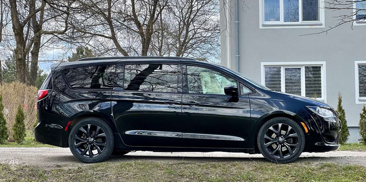 Chrysler Pacifica, 3.6 l., Минивэн