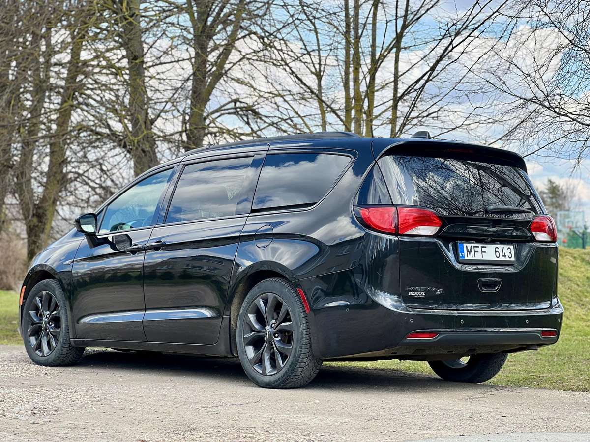 Chrysler Pacifica, 3.6 l., Минивэн