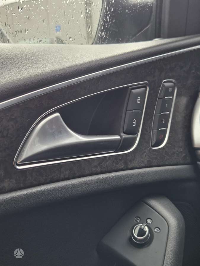 Audi A6, 2.0 l., Седан