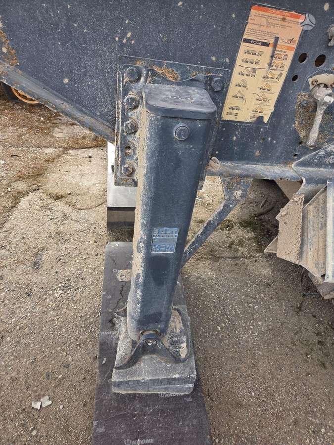 Trailor, dumper / tipper