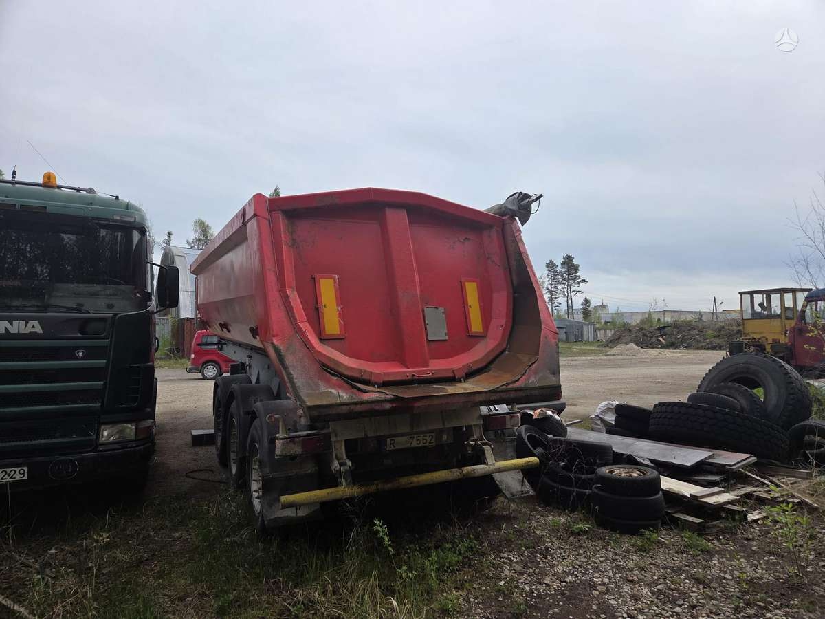 Trailor, dumper / tipper