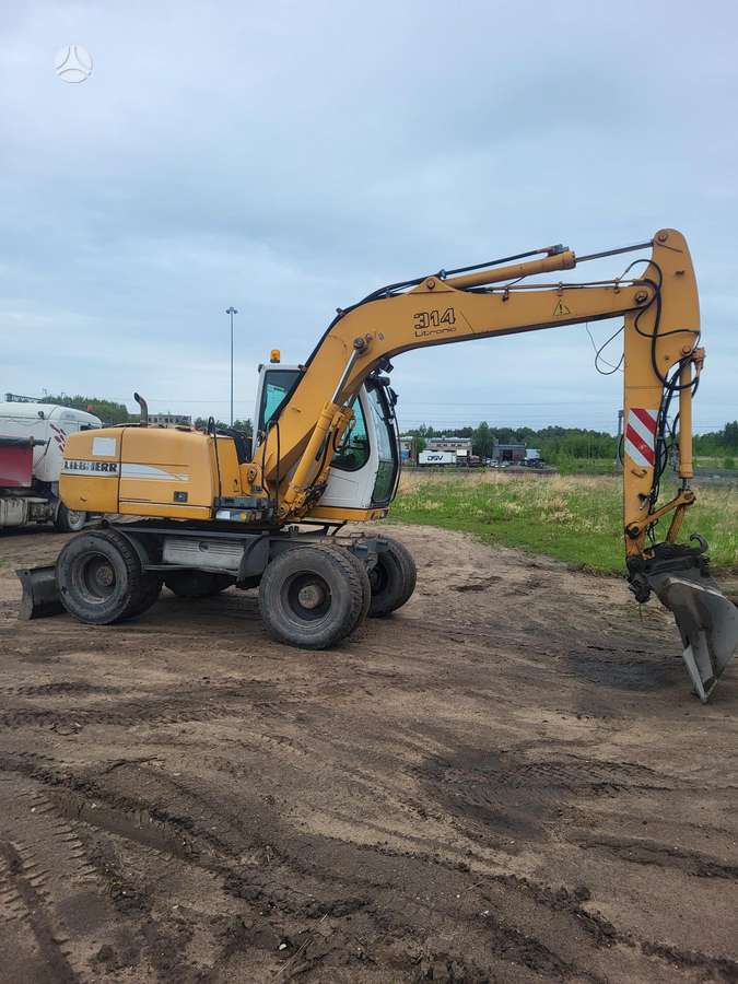Liebherr 314 Litronic, excavator