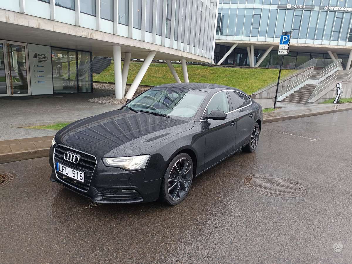 Audi A5, 2.0 l., hatchback