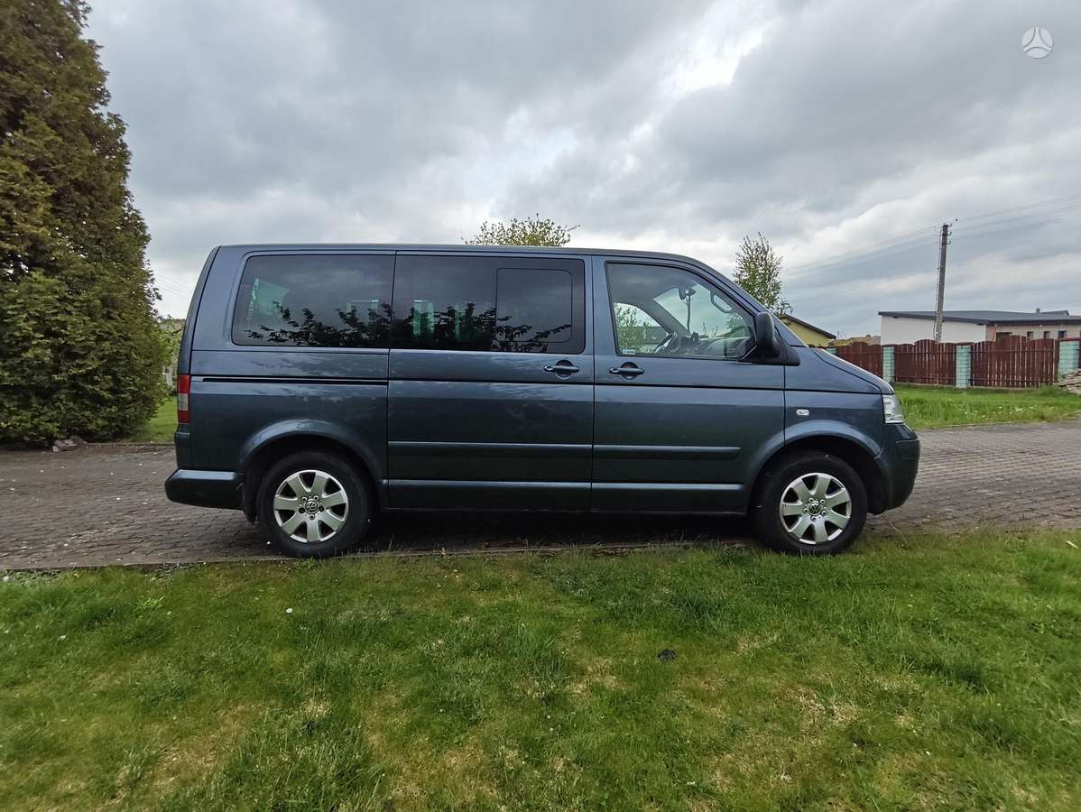 Volkswagen Multivan - 4