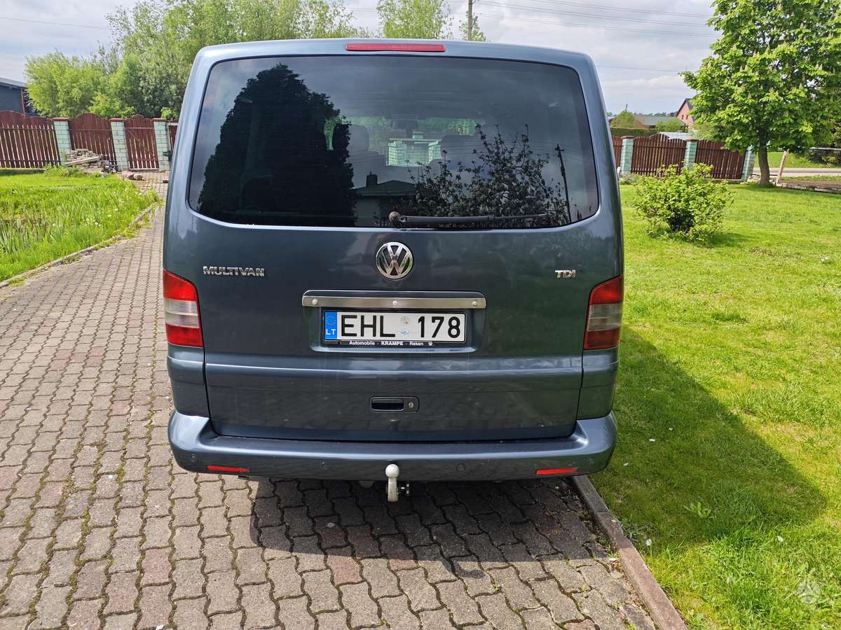Volkswagen Multivan - 6