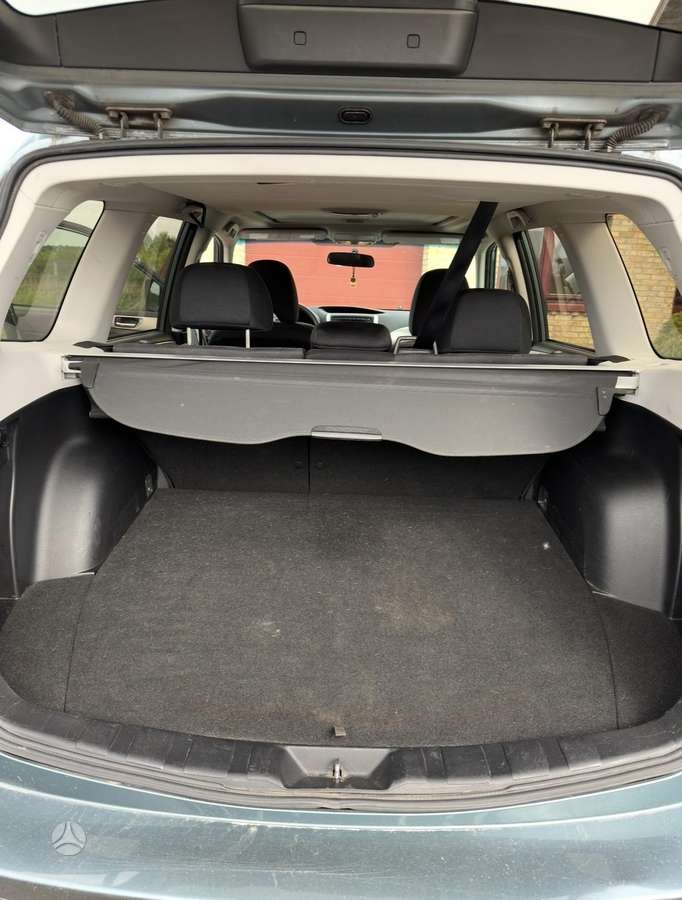 Subaru Forester, 2.0 l., off-road / crossover