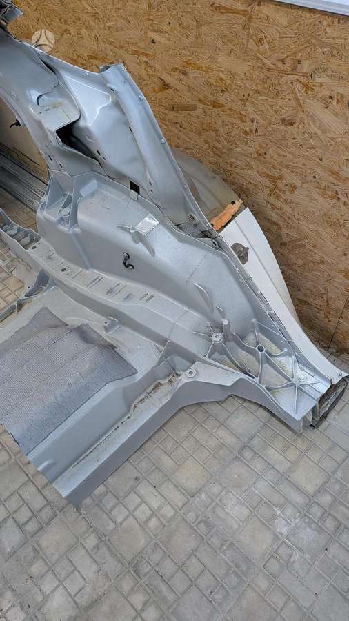 Tesla Model Y frame rails (fornt, rear)