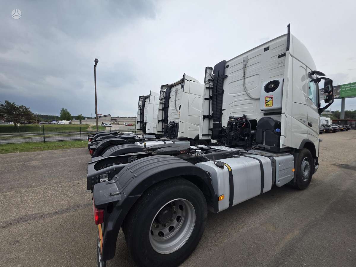 Volvo FH 460, double sleeper