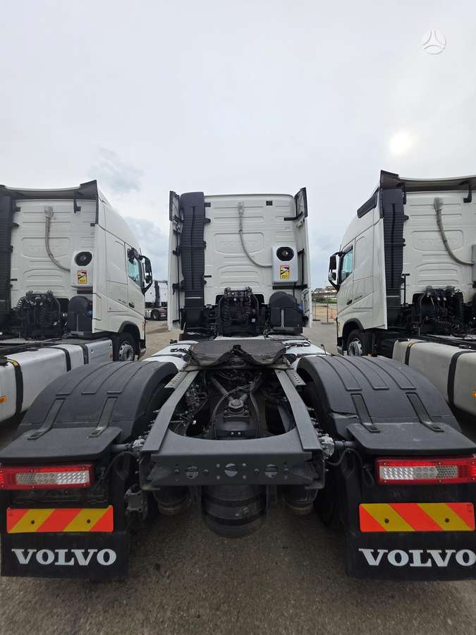 Volvo FH 460, double sleeper