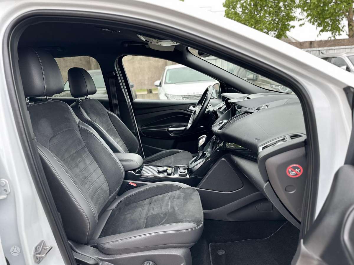 Ford Kuga, 2.0 l., off-road / crossover