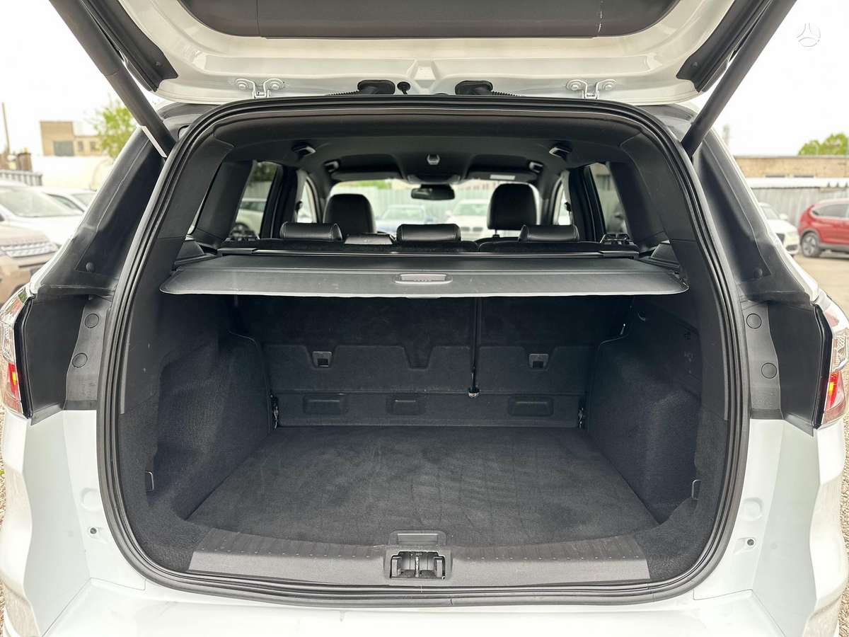 Ford Kuga, 2.0 l., off-road / crossover