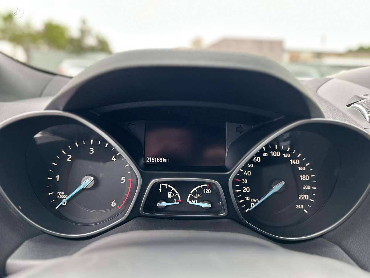 Ford Kuga, 2.0 l., off-road / crossover