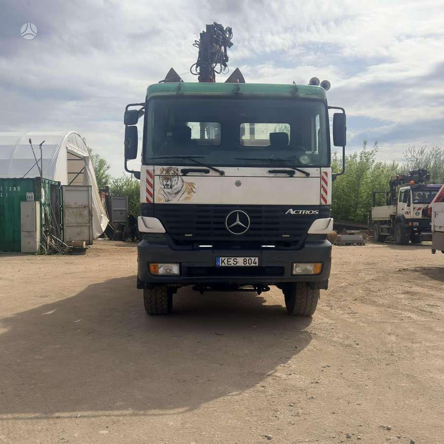 Mercedes-Benz 1840, dumpers with crane