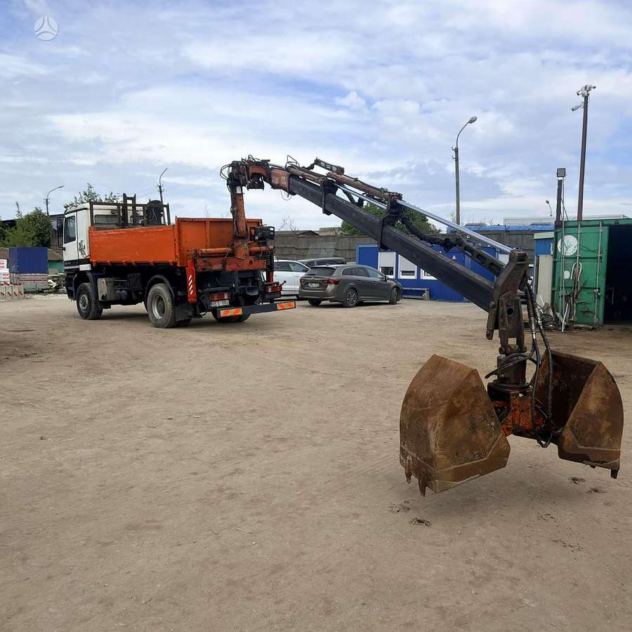 Mercedes-Benz 1840, dumpers with crane