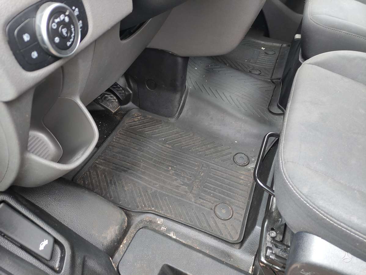 Ford Transit costum, passenger vans