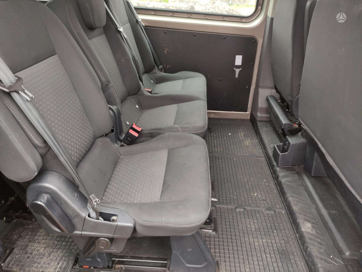 Ford Transit costum, passenger vans