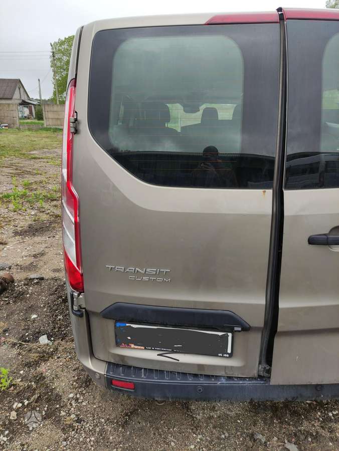 Ford Transit costum, passenger vans