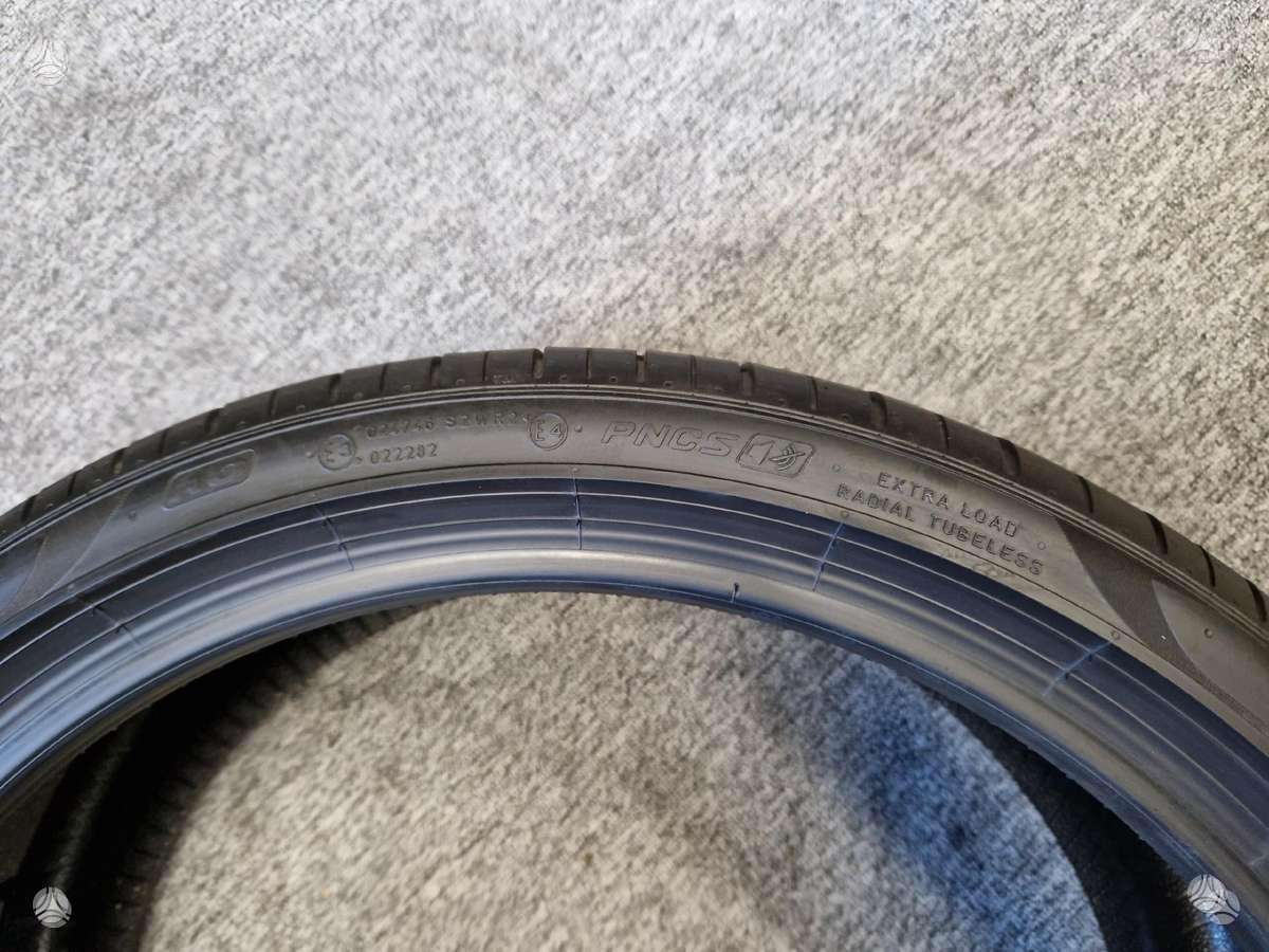 Pirelli 2023m PZero SC Silent*, summer 255/35 R21