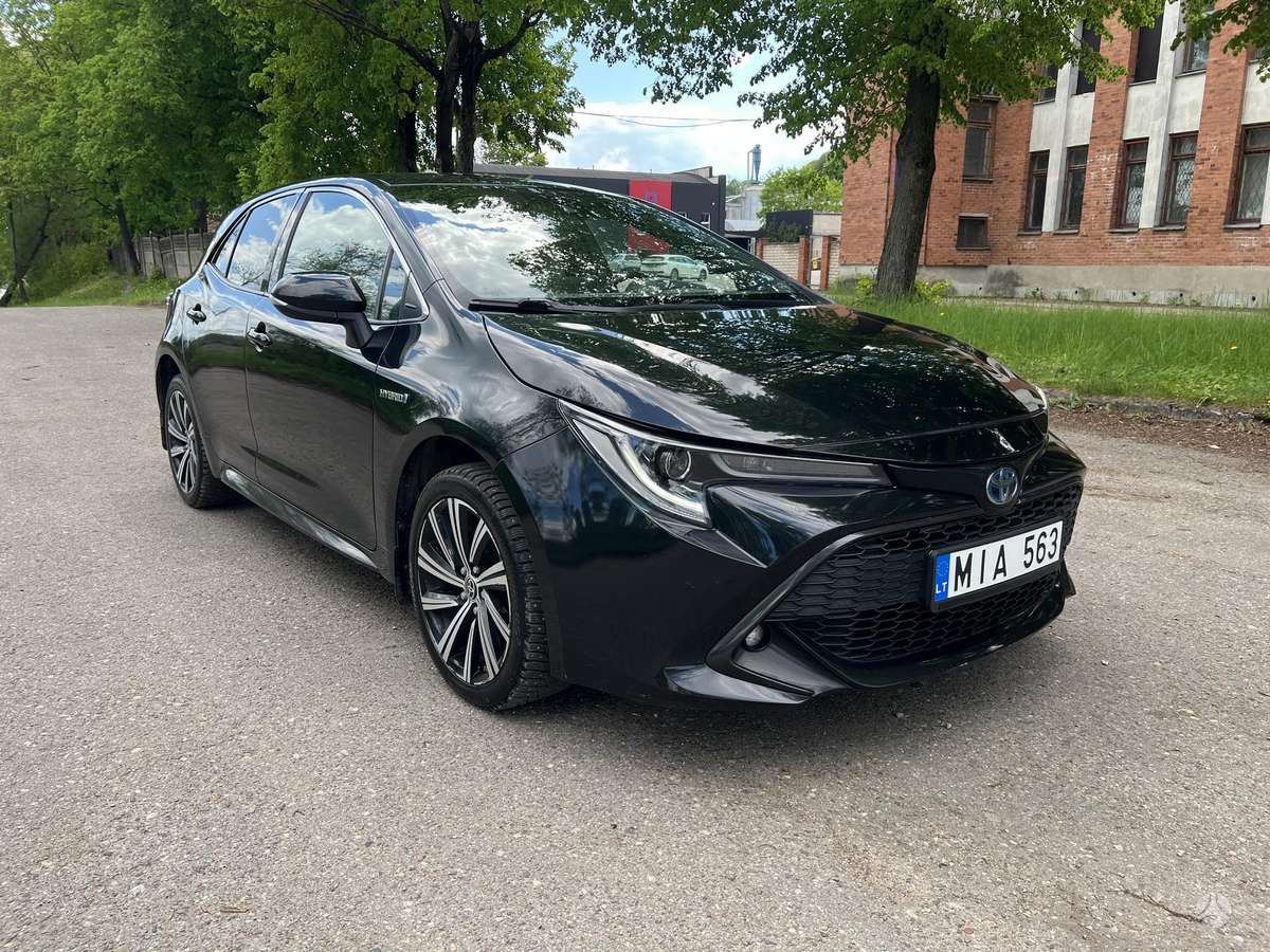 Toyota Corolla - 2