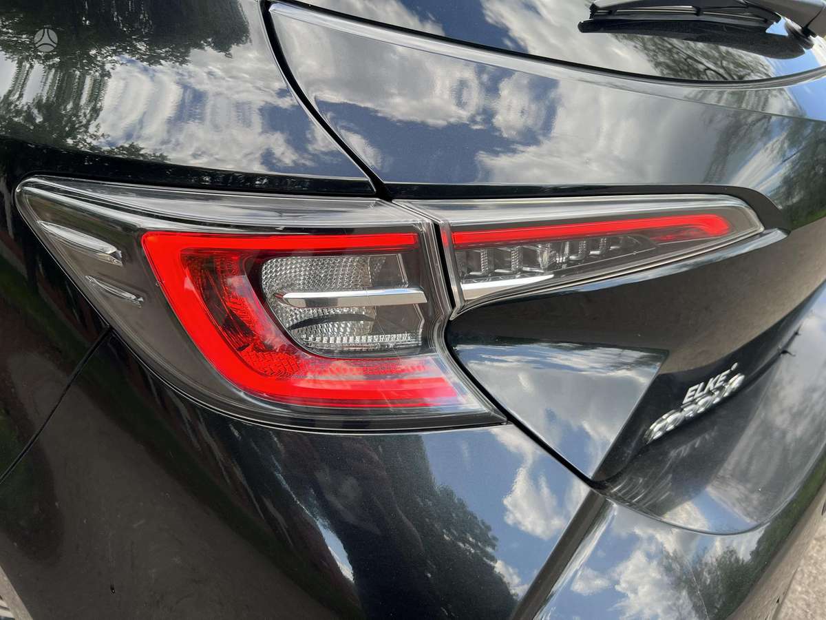 Toyota Corolla - 8