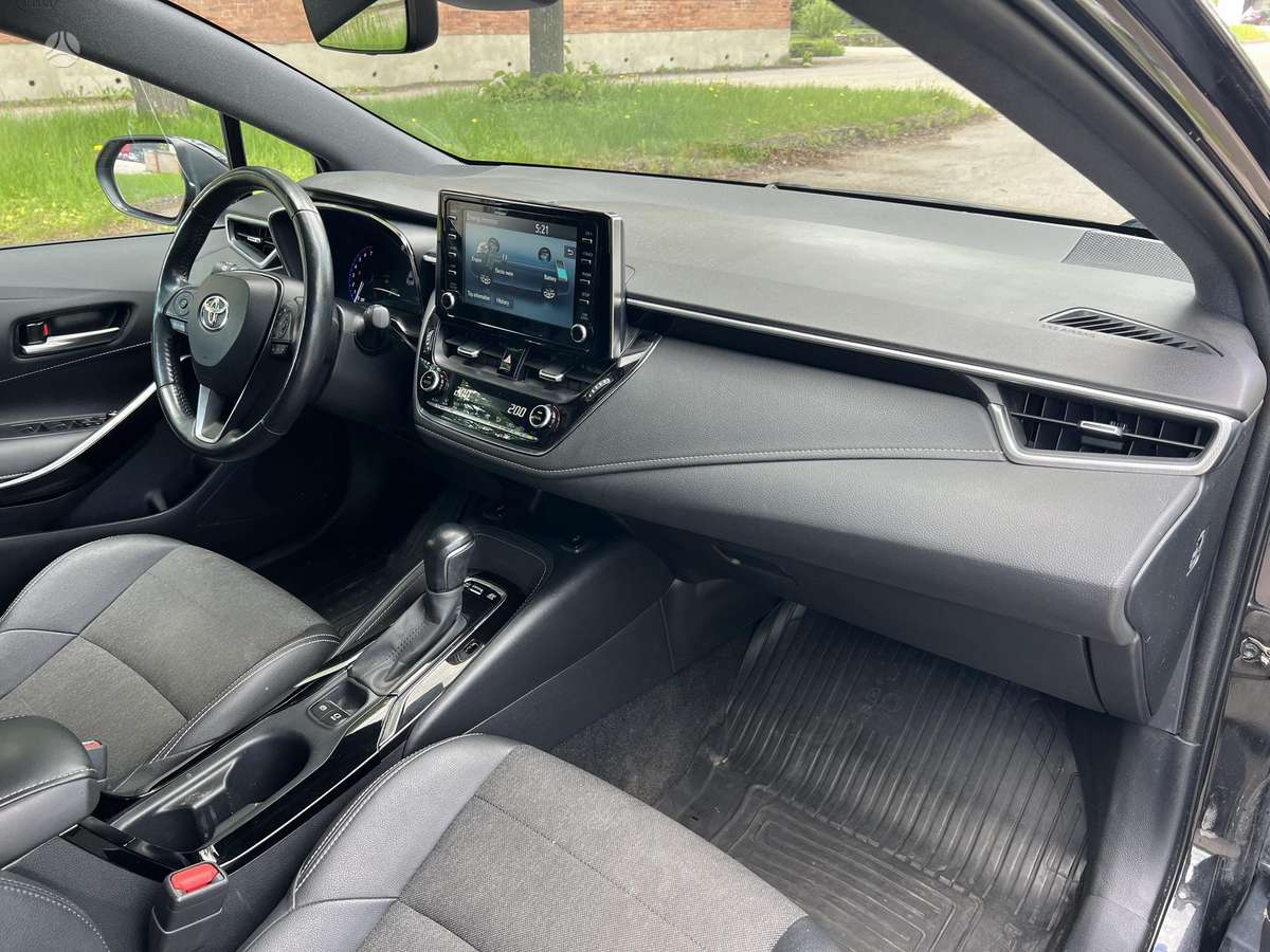 Toyota Corolla - 9