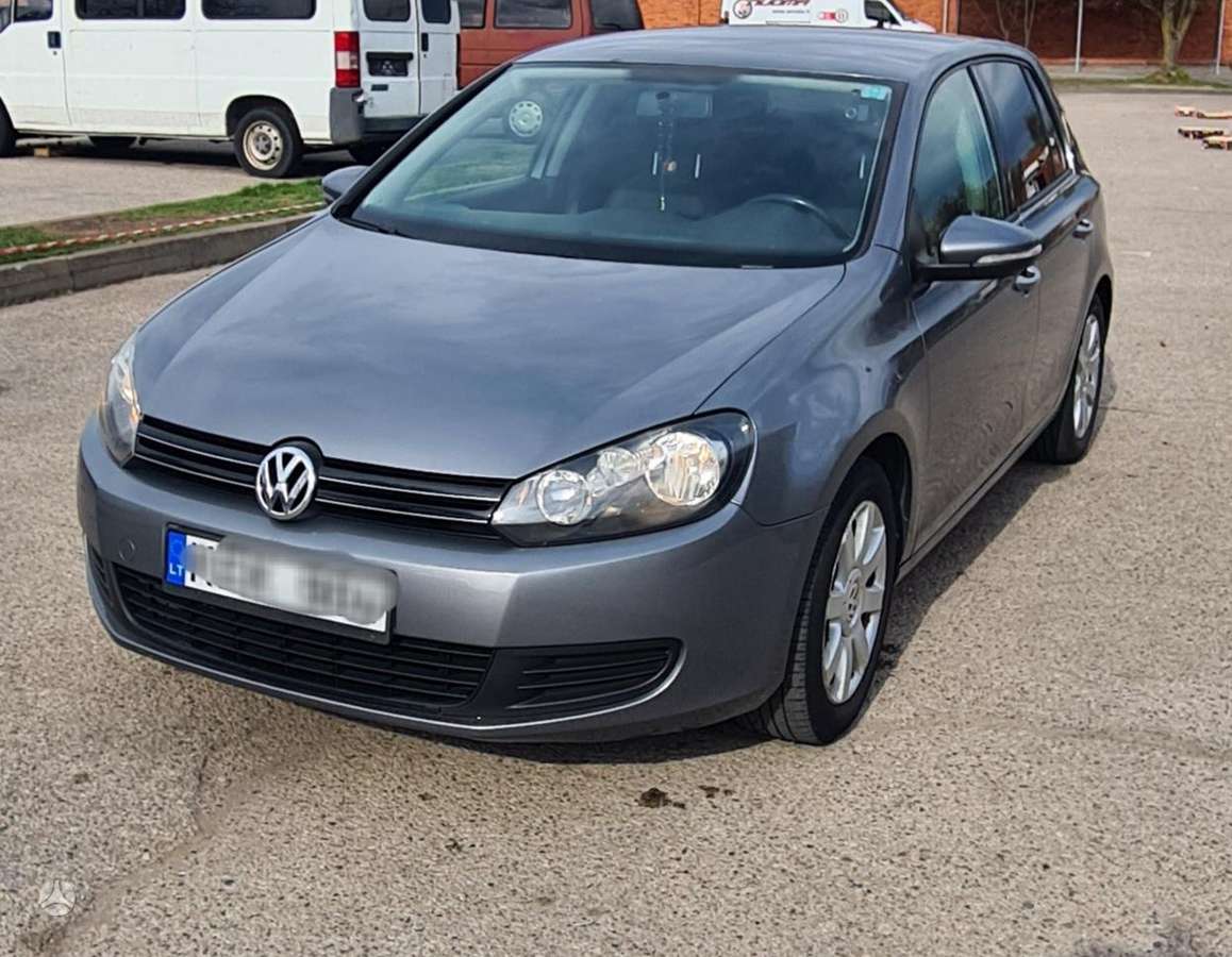 Volkswagen Golf - 5