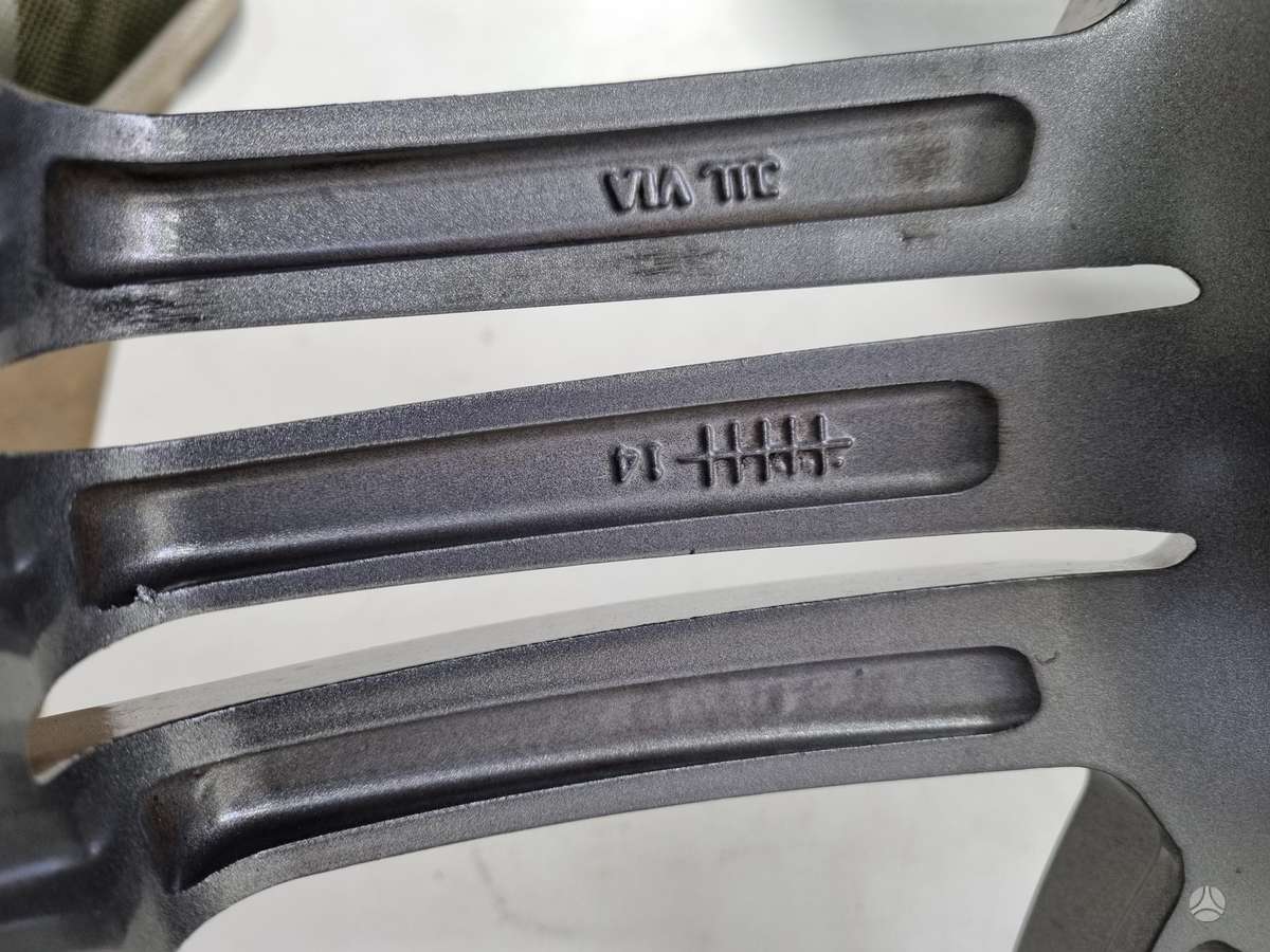 Audi R20, ET-33, lengvojo lydinio, R20