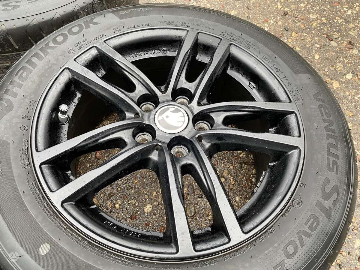 Skoda 7J, ET52, light alloy, R16