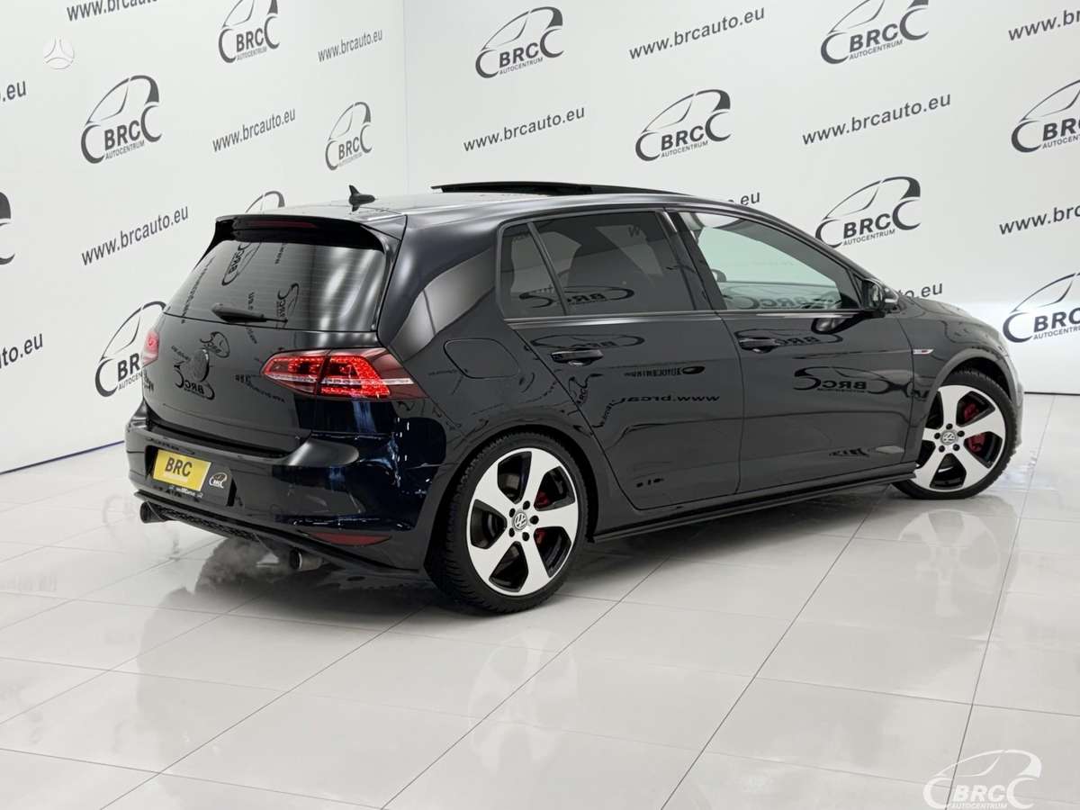 Volkswagen Golf, 2.0 l., hečbekas