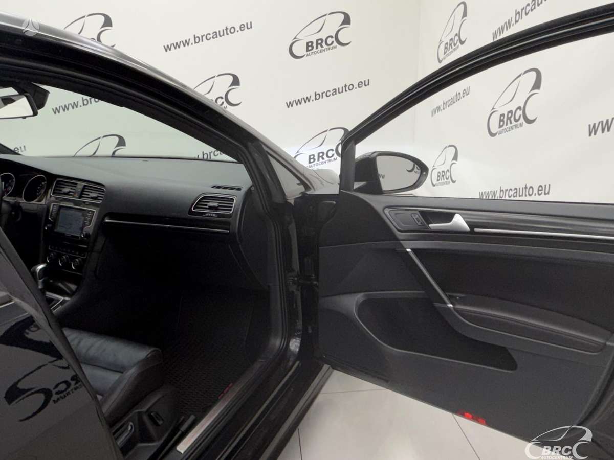 Volkswagen Golf, 2.0 l., hečbekas